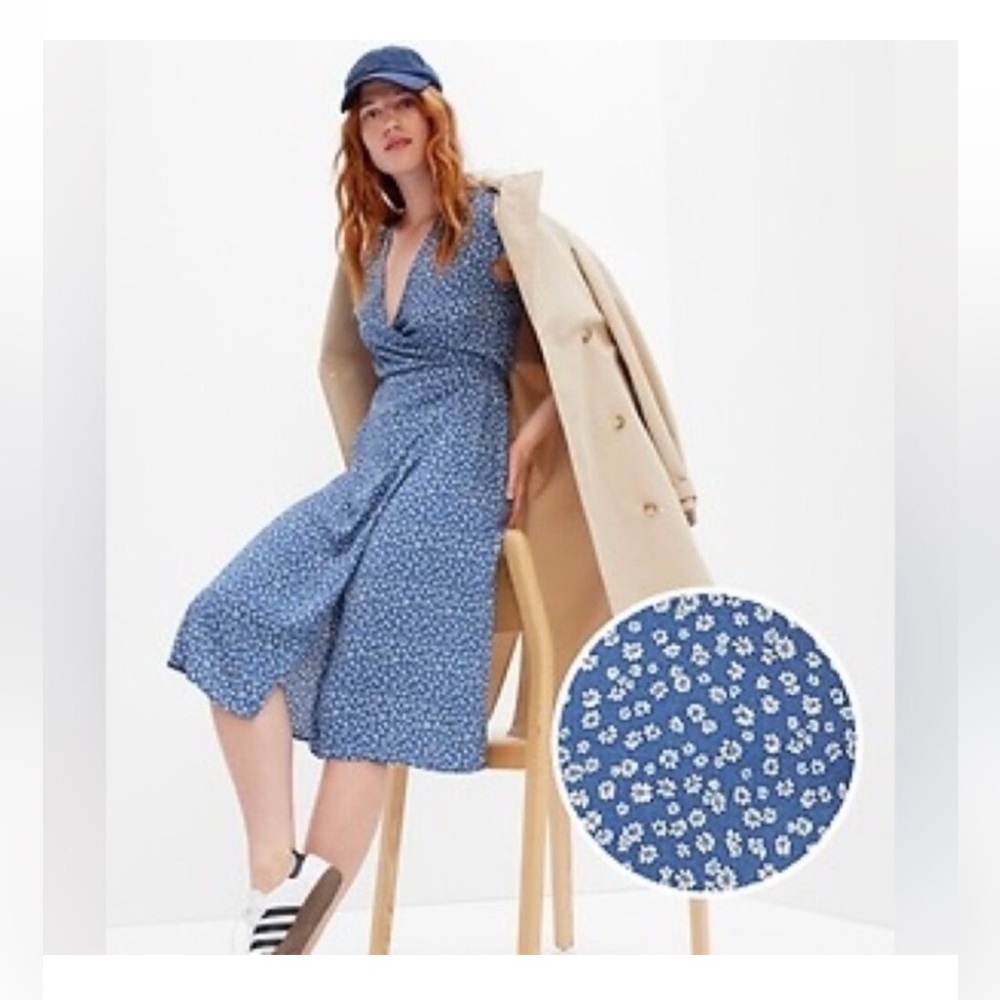 GAP Blue Floral V-Neck Wrap Dress